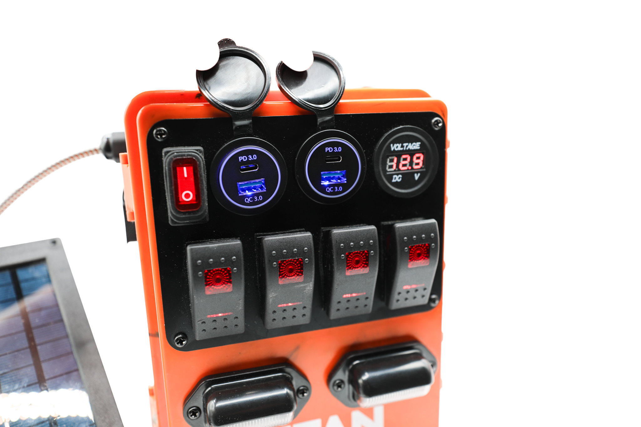 Titan Power Bank with 12V Solar Panel