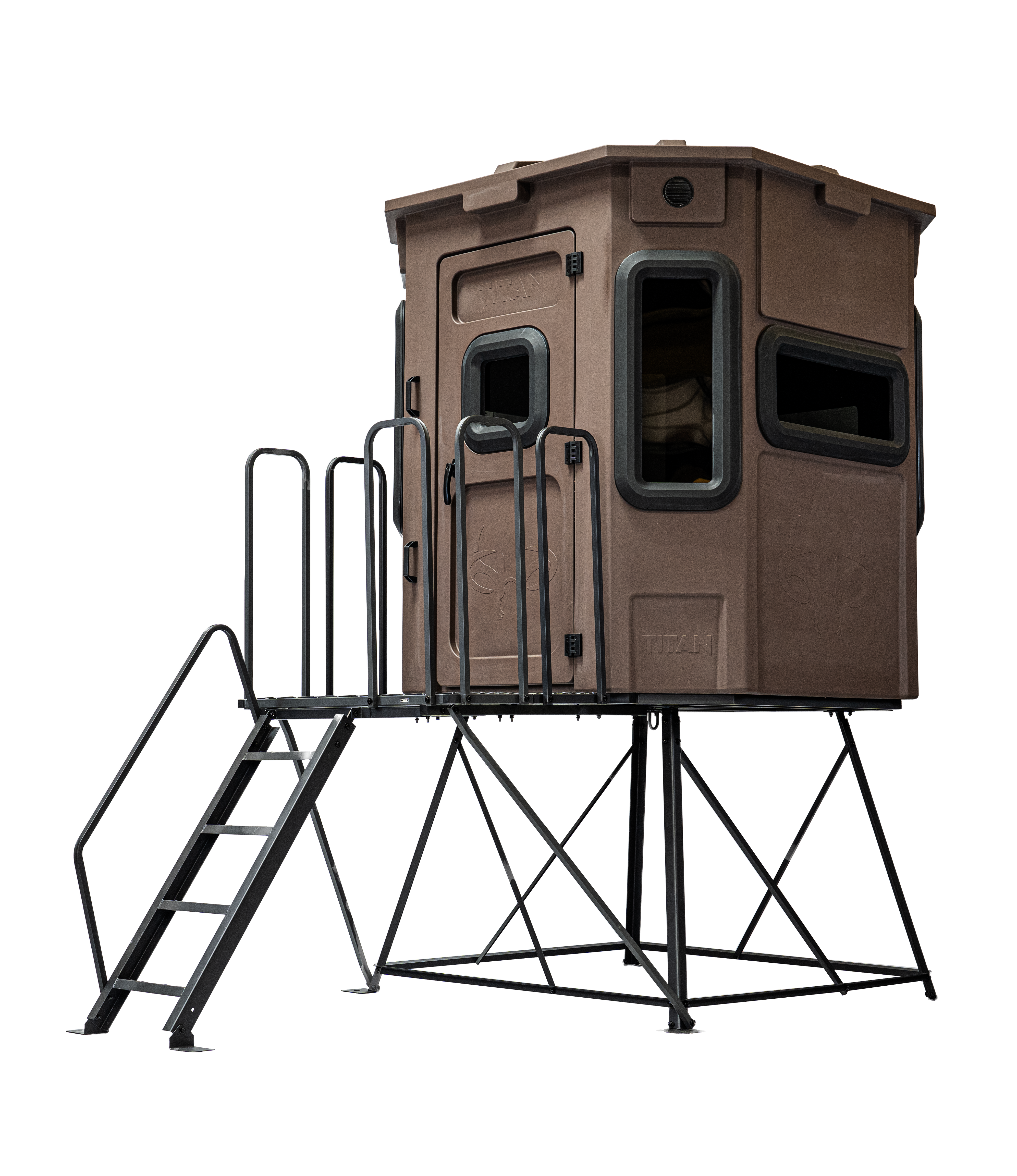 Titan Pro Archery & Rifle Combo Blind in tree-trunk brown, mounted on a 4ft tower with ladder and extension